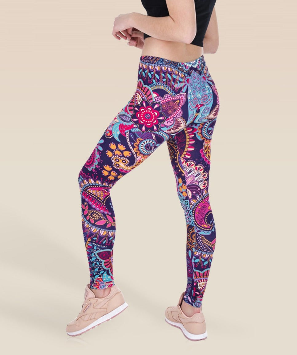 Icon Set with Crop Top and Ultrasoft Leggings in Multicolor Pattern