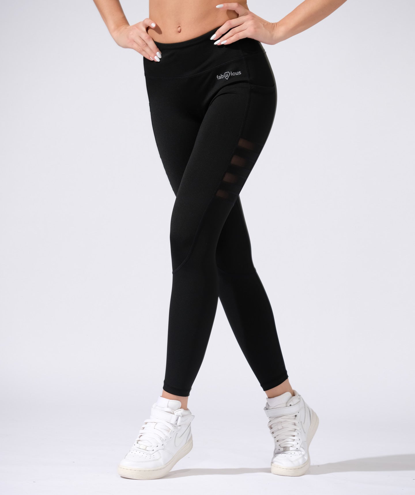 TechFit Leggings with Transparent Mesh and Side Pockets in Black
