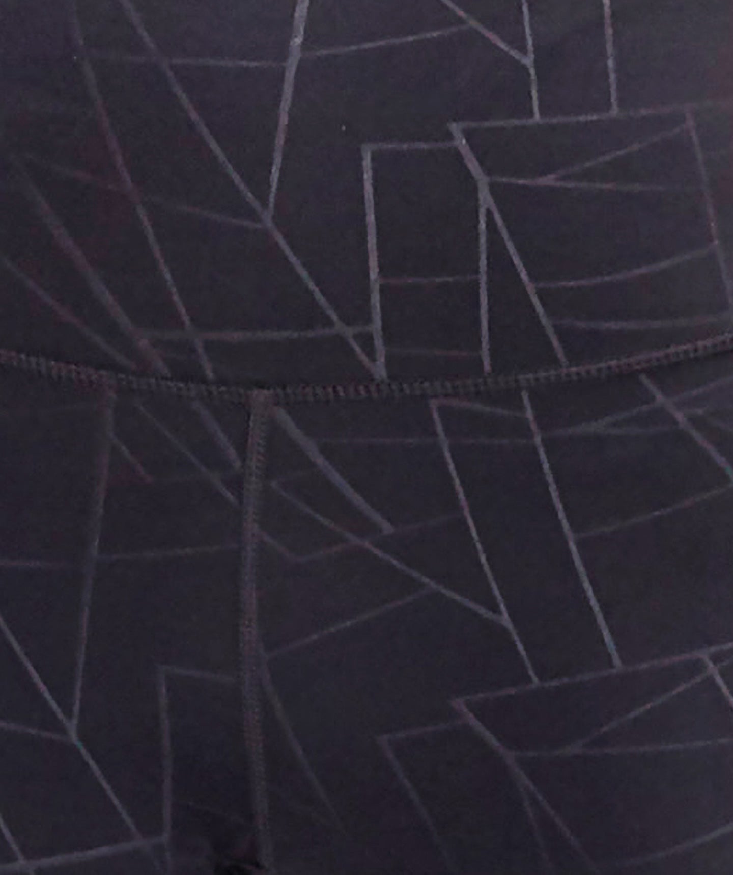 Energy Leggings with Geometric Silver Lines Print in Black